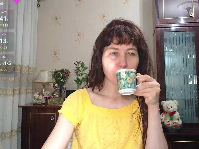 caroliiine live cam on BongaCams