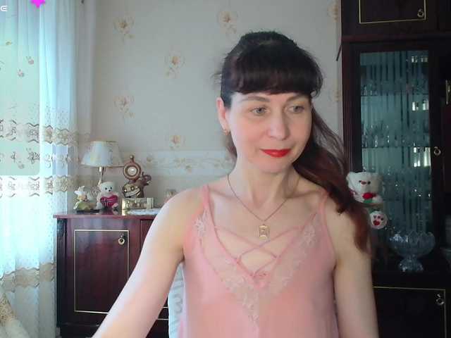 caroliiine live cam on BongaCams
