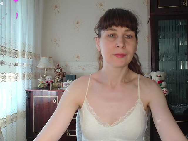 caroliiine live cam on BongaCams