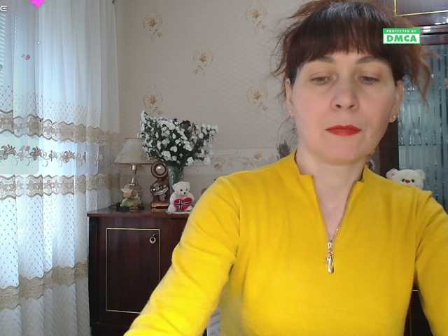 caroliiine live cam on BongaCams
