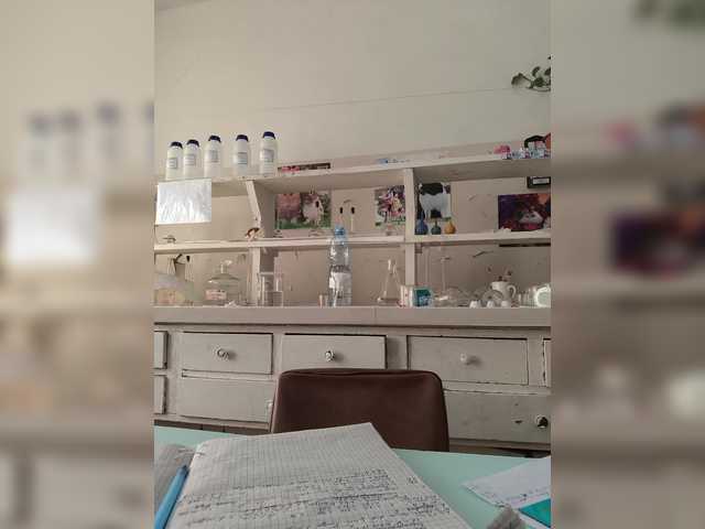 caroliiine's BongaCams show and profile