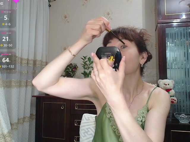 caroliiine live cam on BongaCams