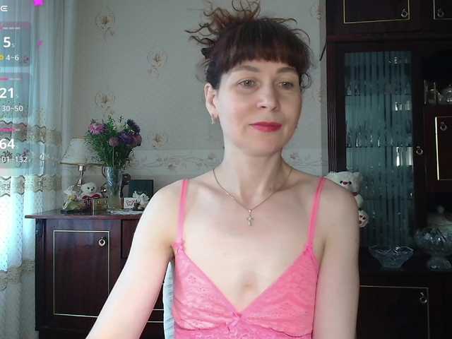 caroliiine live cam on BongaCams