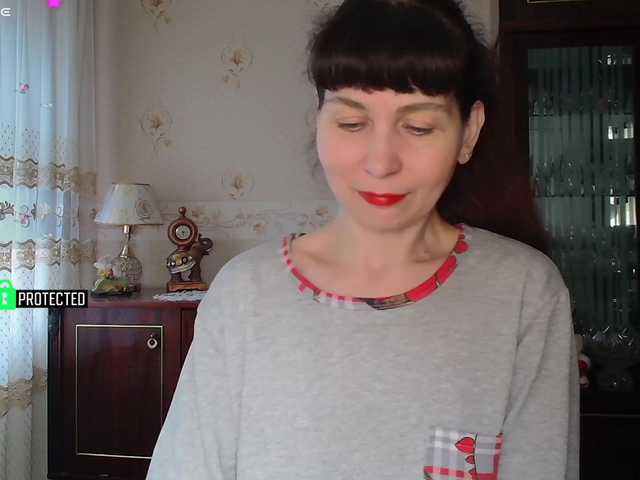 caroliiine's BongaCams show and profile