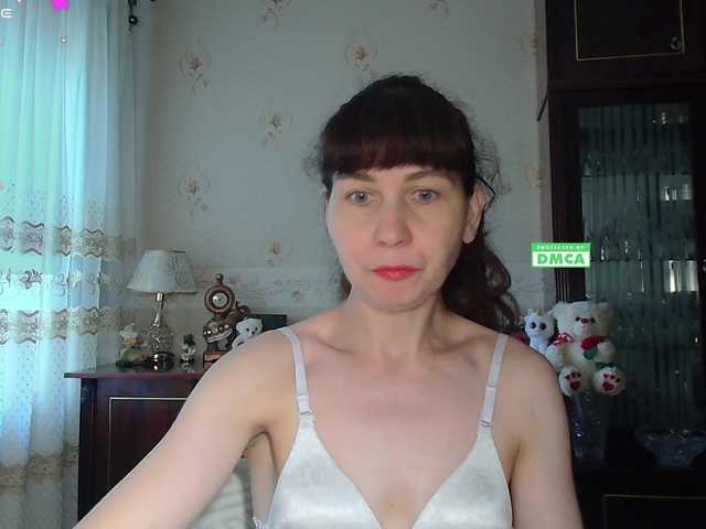 caroliiine live cam on BongaCams
