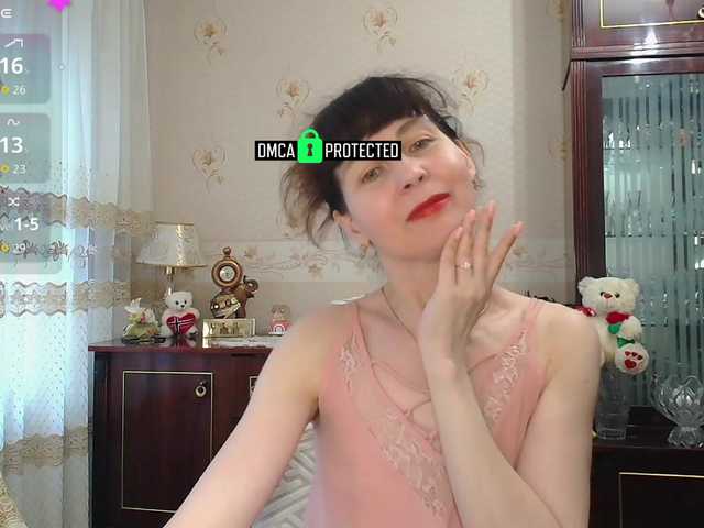 caroliiine cam belle