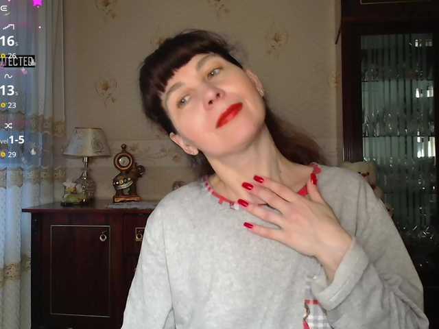 caroliiine's BongaCams show and profile