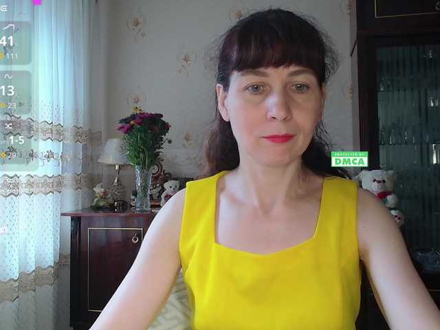 caroliiine live cam on BongaCams