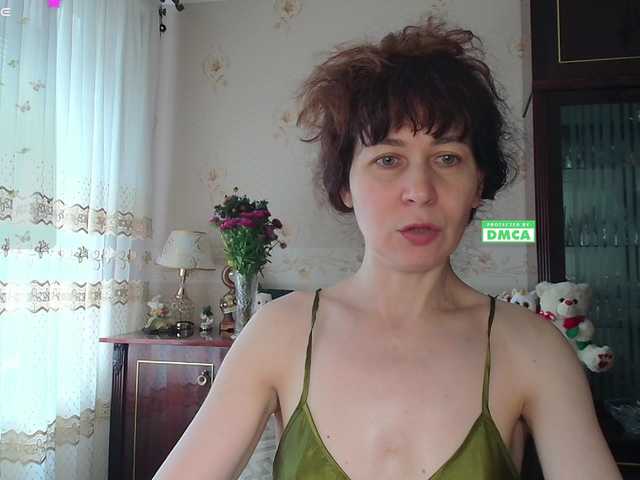 caroliiine live cam on BongaCams