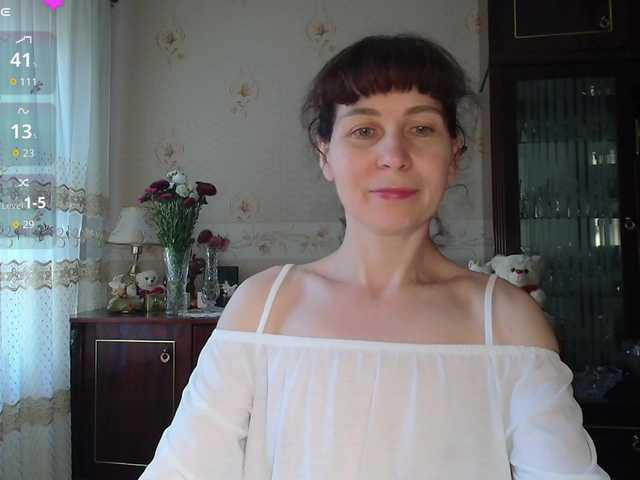 caroliiine live cam on BongaCams