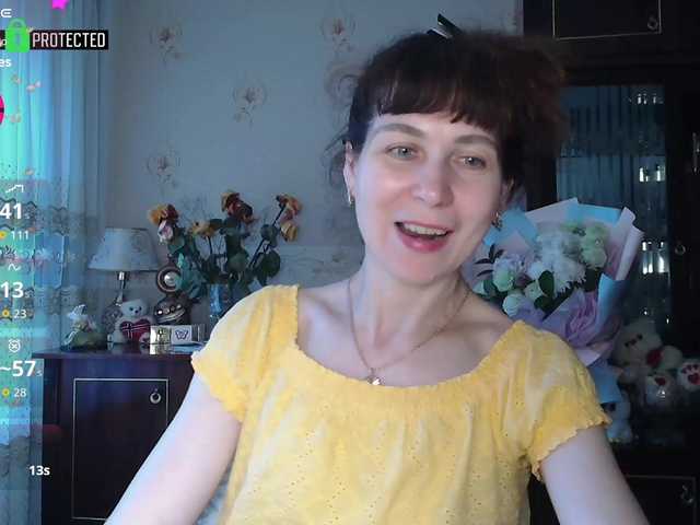caroliiine live cam on BongaCams