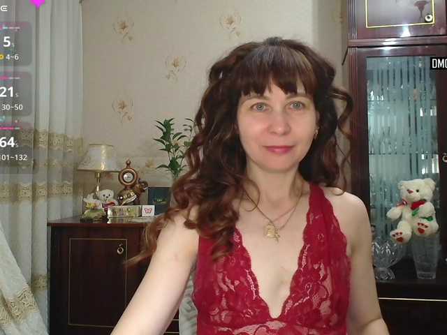caroliiine live cam on BongaCams
