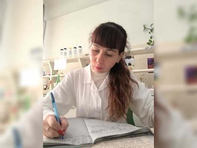 caroliiine live cam on BongaCams