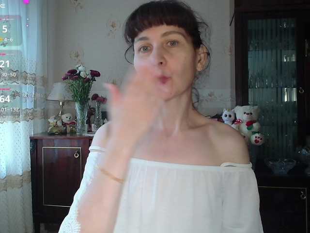 caroliiine live cam on BongaCams