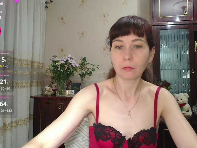 caroliiine Live Cam on BongaCams