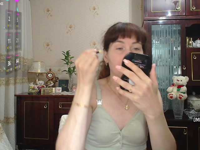 caroliiine live cam on BongaCams