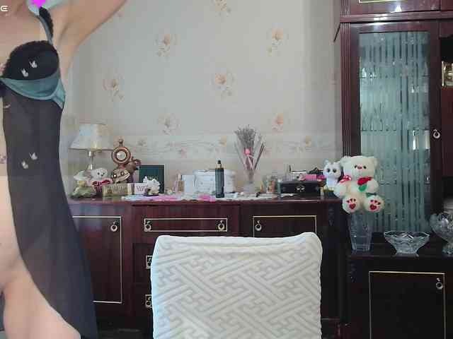 caroliiine webcam