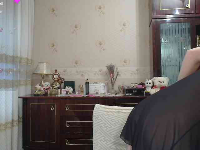 caroliiine webcam