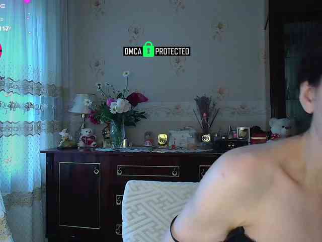 caroliiine webcam