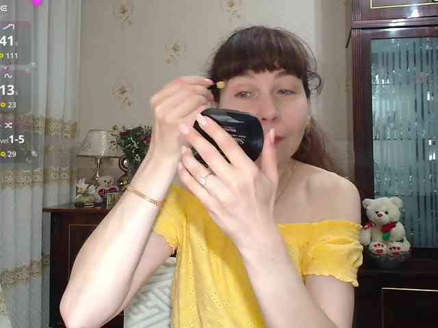 caroliiine Live Webcam on BongaCams