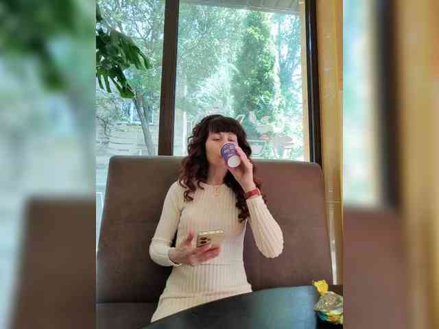 caroliiine webcam