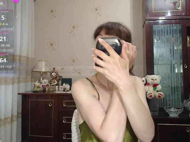 caroliiine webcam