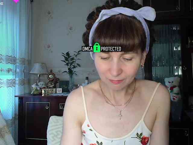 caroliiine caroliiine