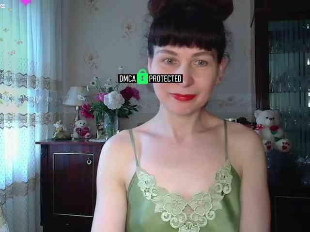 Модель: caroliiine