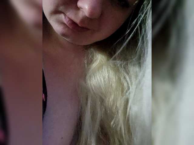 Honey-Alexa Live Cam on BongaCams