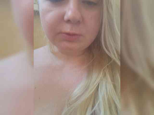 Honey-Alexa webcam
