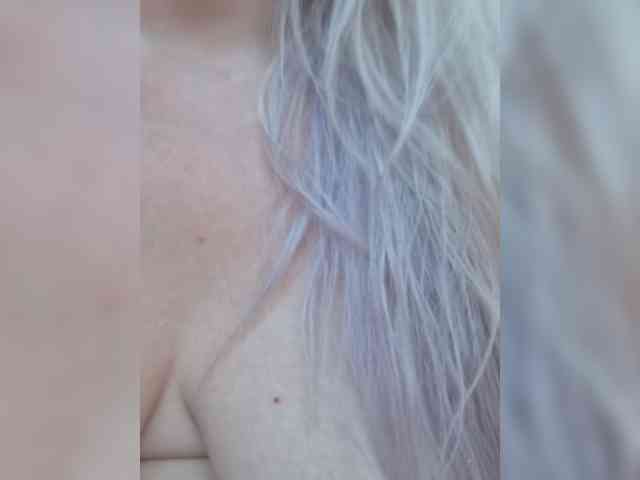 Honey-Alexa webcam