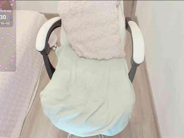 モデル: Jasmine1234