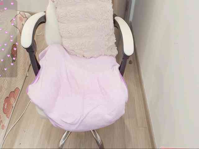 モデル: Jasmine1234