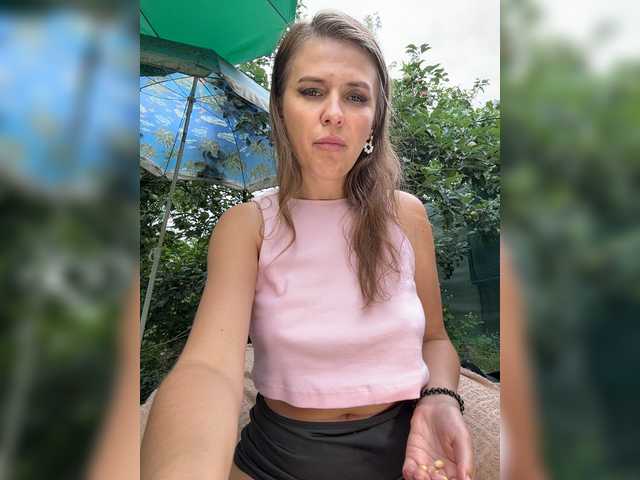 _Veloria_ live cam