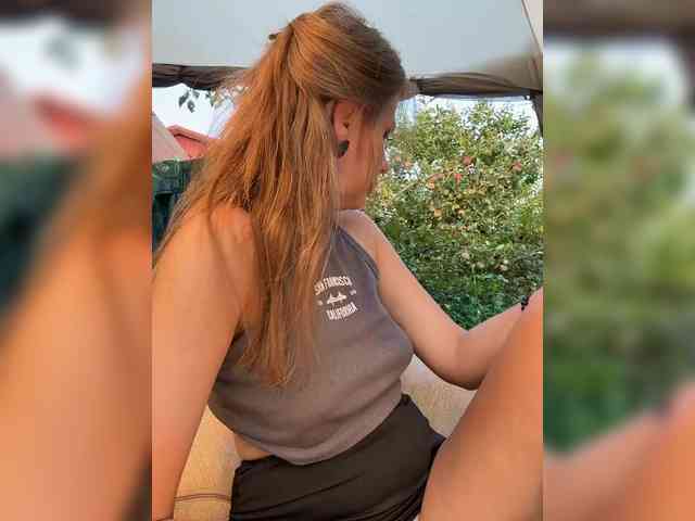 _Veloria_ webcam