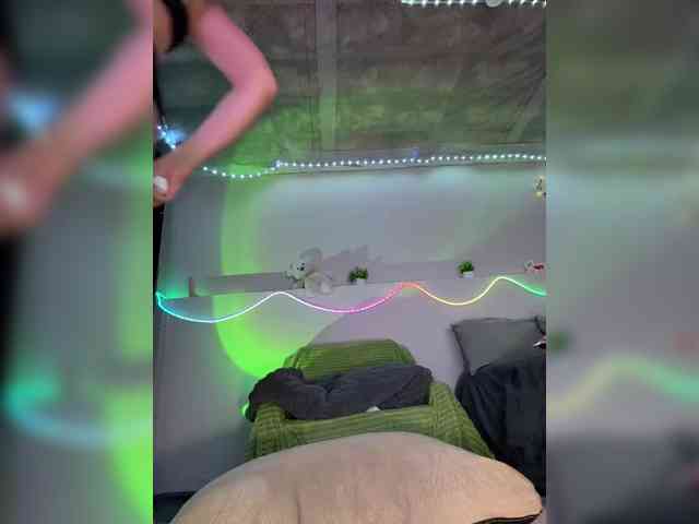 _Veloria_ webcam
