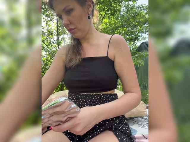 Model: -SweetNatali-