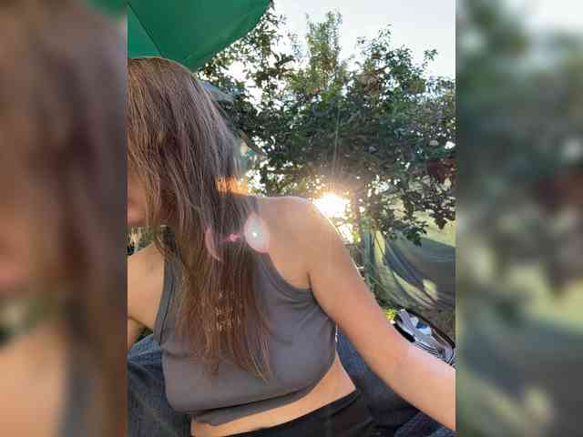 _Veloria_ webcam