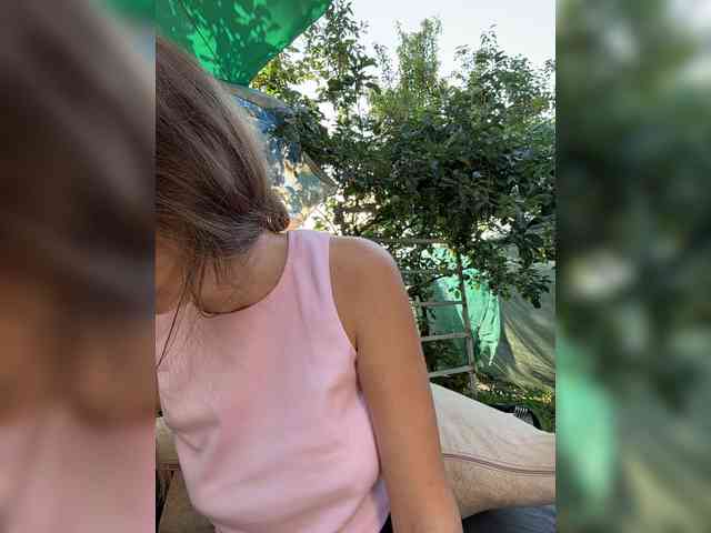 _Veloria_ webcam