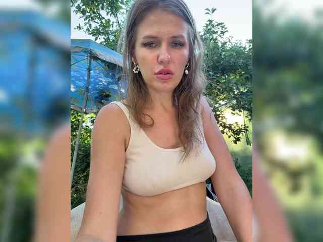 _Veloria_ webcam