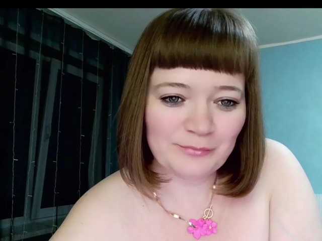 anya1010, en vivo ahora en BongaCams