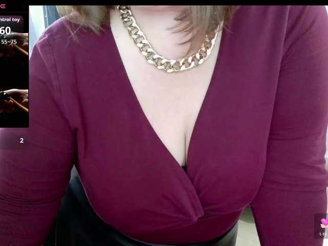 anya1010 live cam on BongaCams