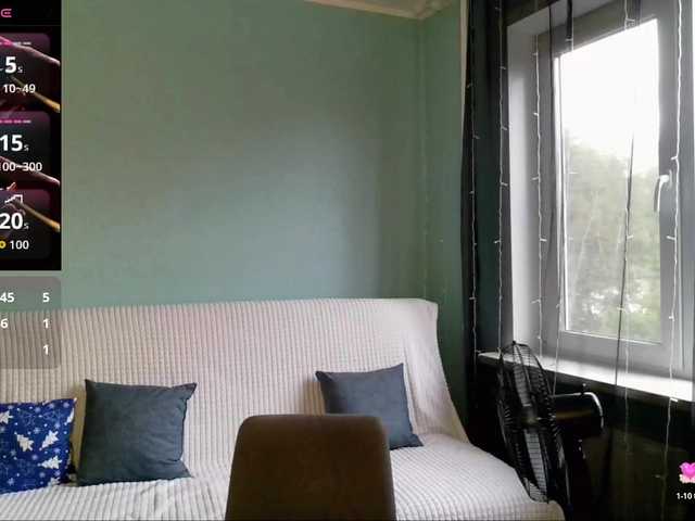 anya1010 live cam on BongaCams