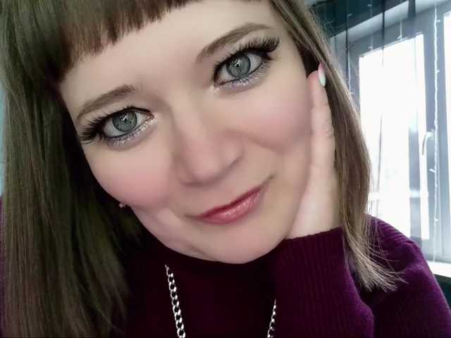 anya1010's BongaCams show and profile