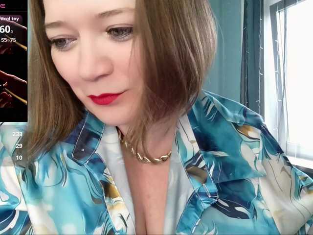 anya1010 live cam on BongaCams
