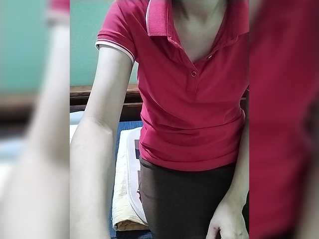 SexyGirl-18 — live female cam