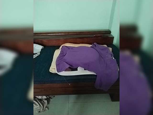 Moon18x live cam on BongaCams