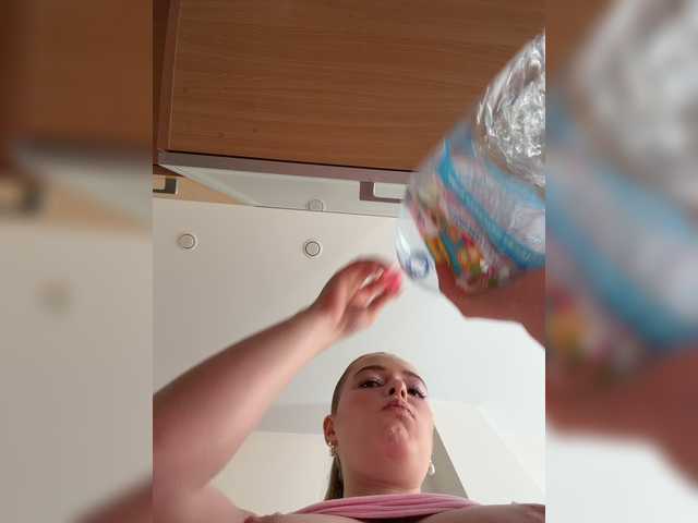 mandarinkaa live webcam show