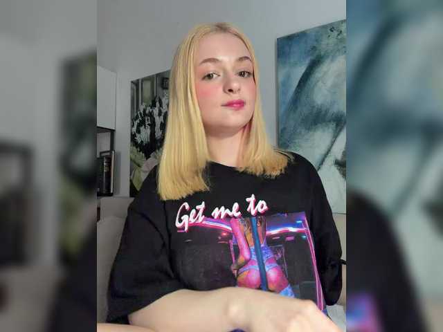 mandarinkaa live cam on BongaCams