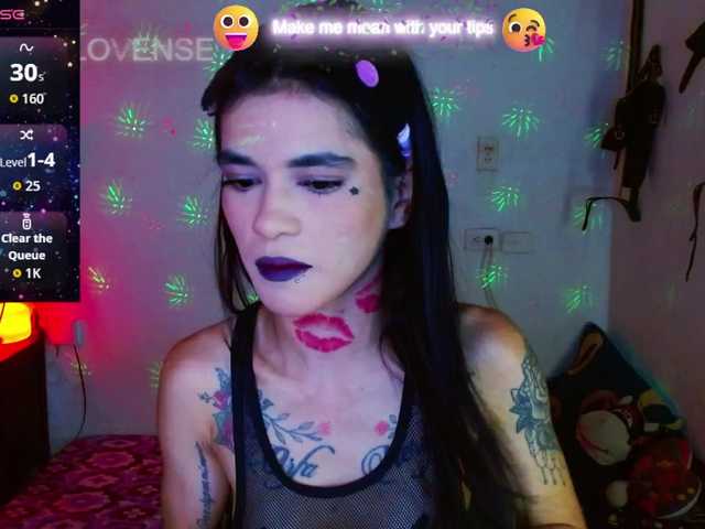 BabyNova live webcam show